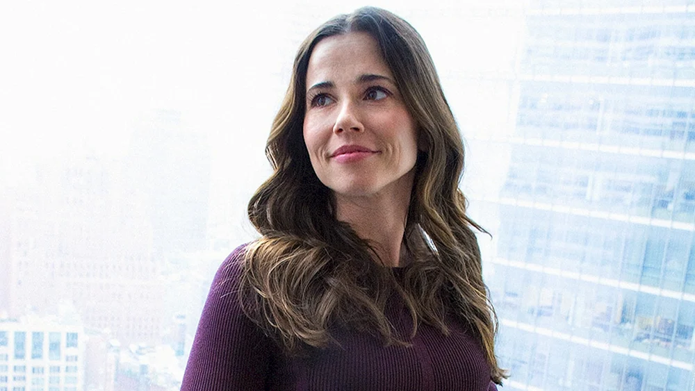 Linda Cardellini