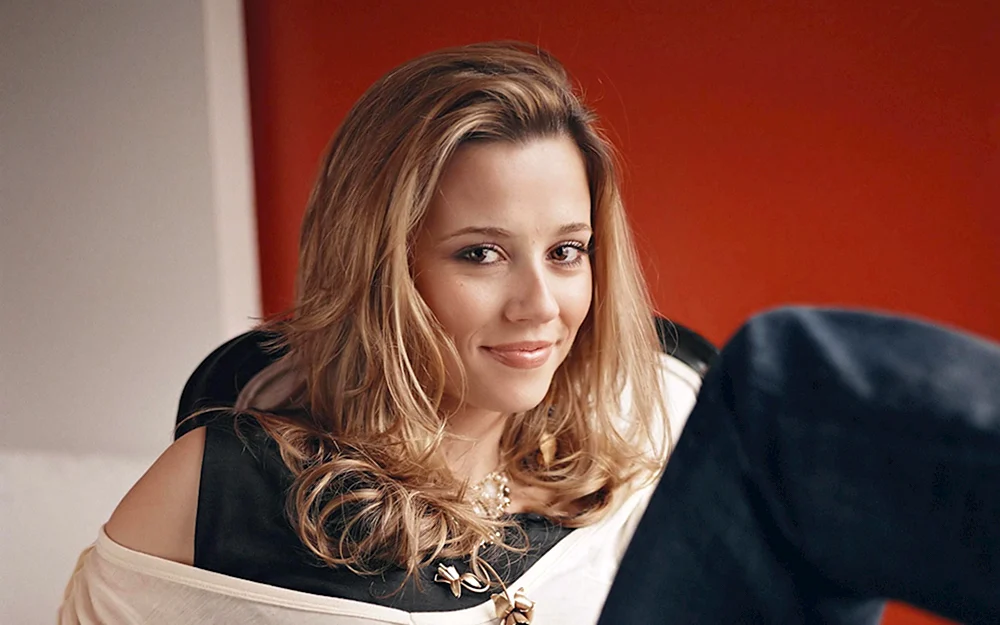 Linda Cardellini