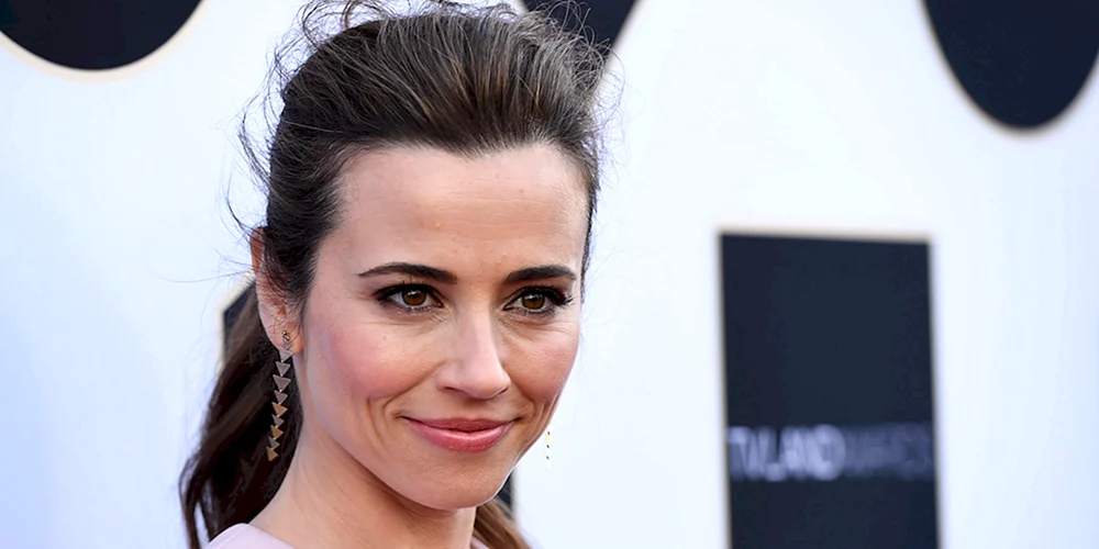 Linda Cardellini