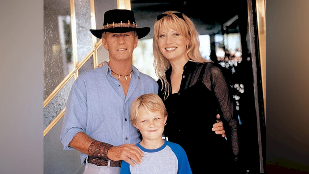 Linda Kozlowski und Paul Hogan und Sohn