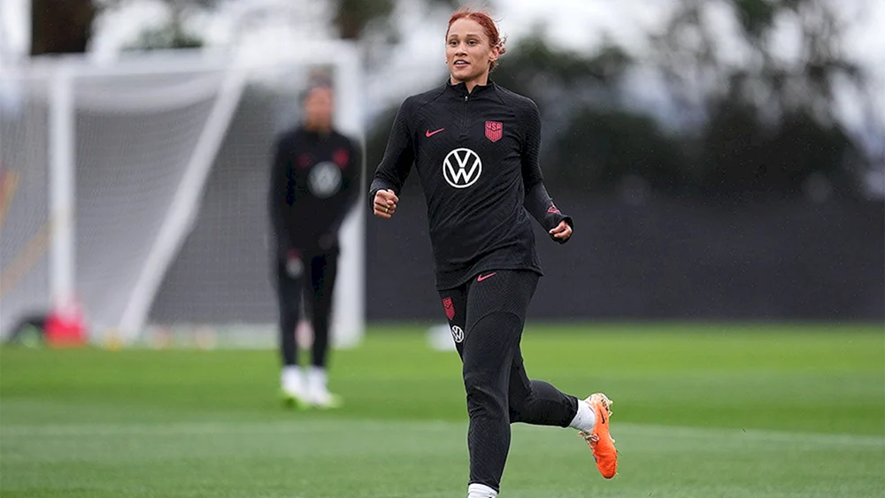 Lynn Williams Fußballspieler