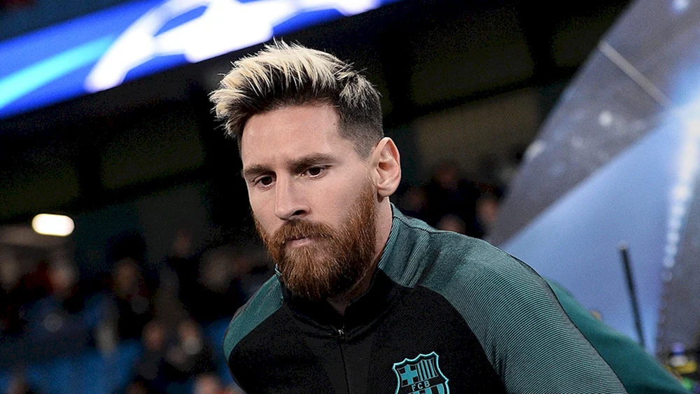 Lionel Messi blond