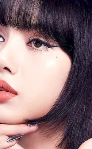 Lisa BLACKPINK