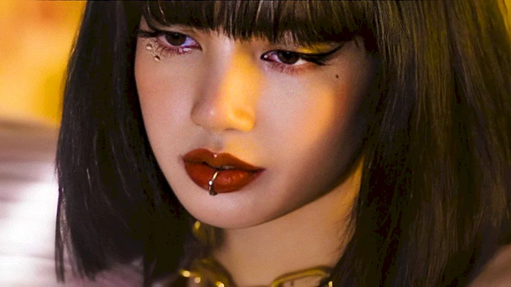 Lisa BLACKPINK 2021