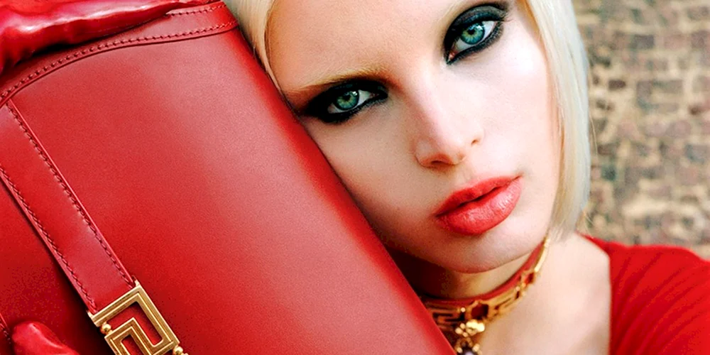 Gesicht von Versace