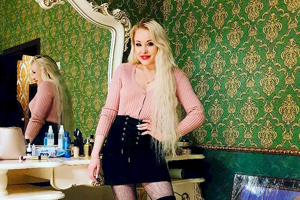 Lola Taylor Schauspielerin