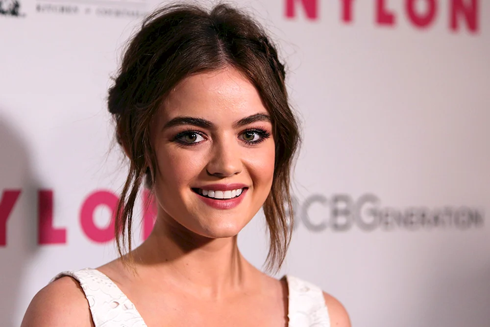 Lucy Hale Foto