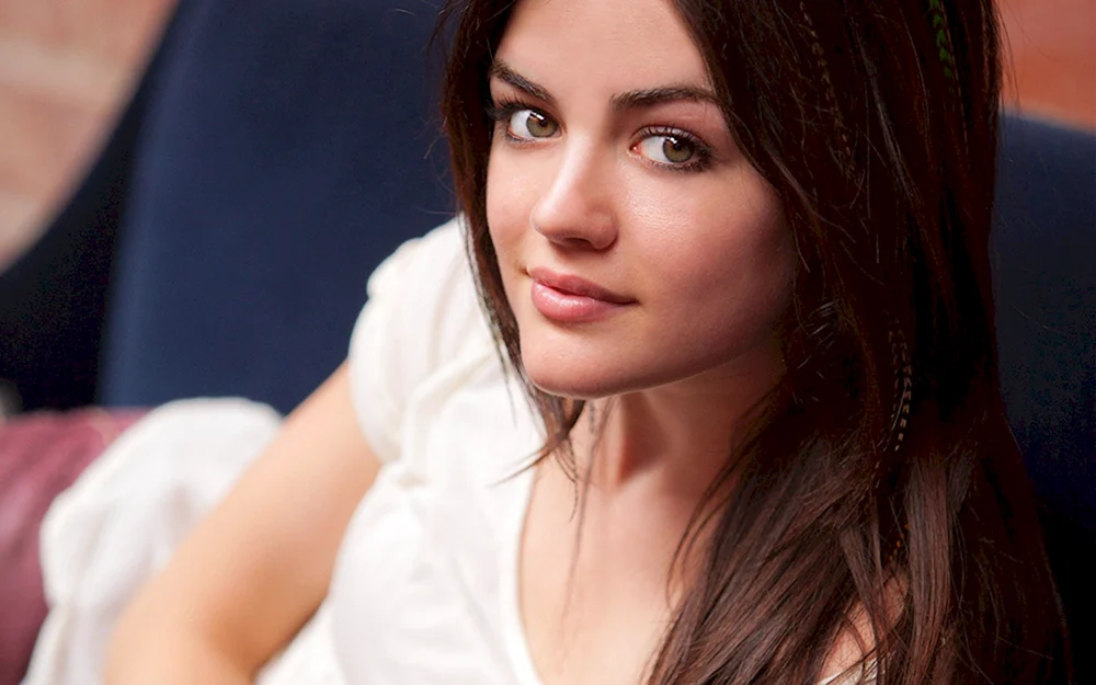 Lucy Hale foto