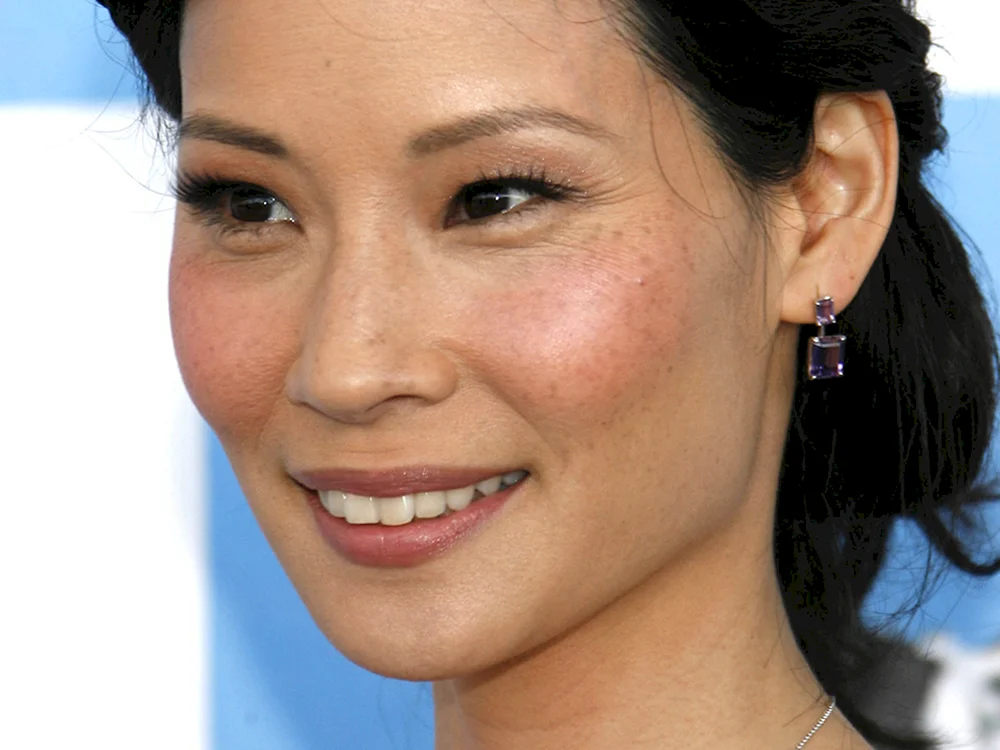 Lucy Liu