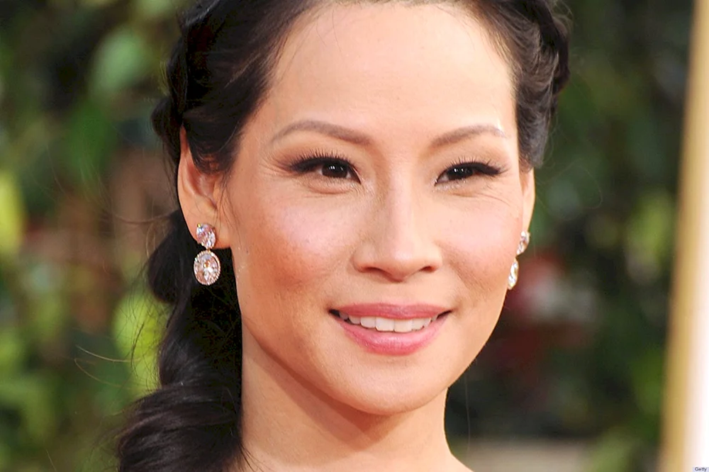 Lucy Liu 18