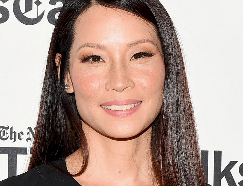 Lucy Liu 2003