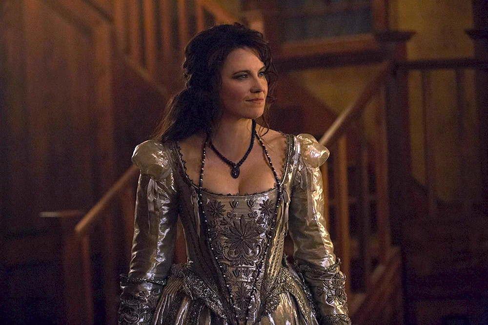 Lucy Lawless