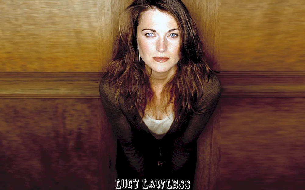 Lucy Lawless 2022