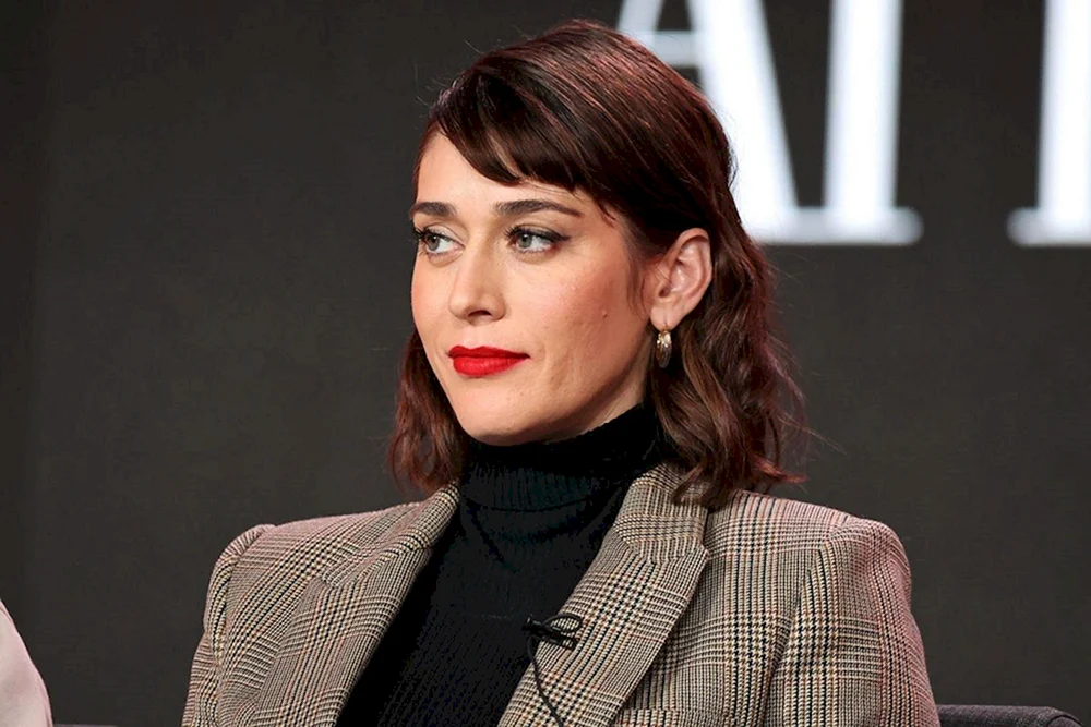 Lizzie Caplan