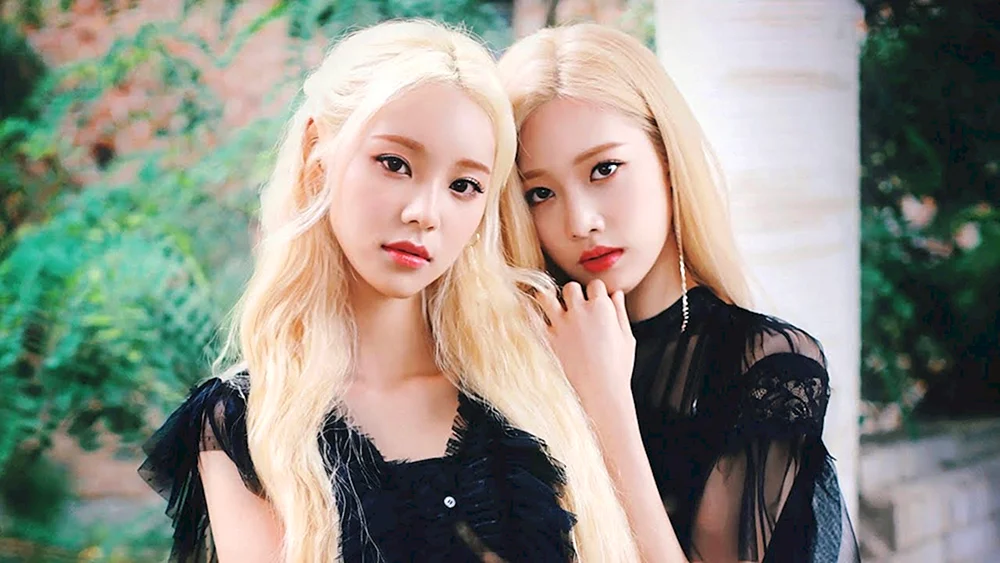 Loona kpop