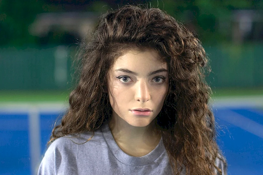 Lorde Tennisplatz