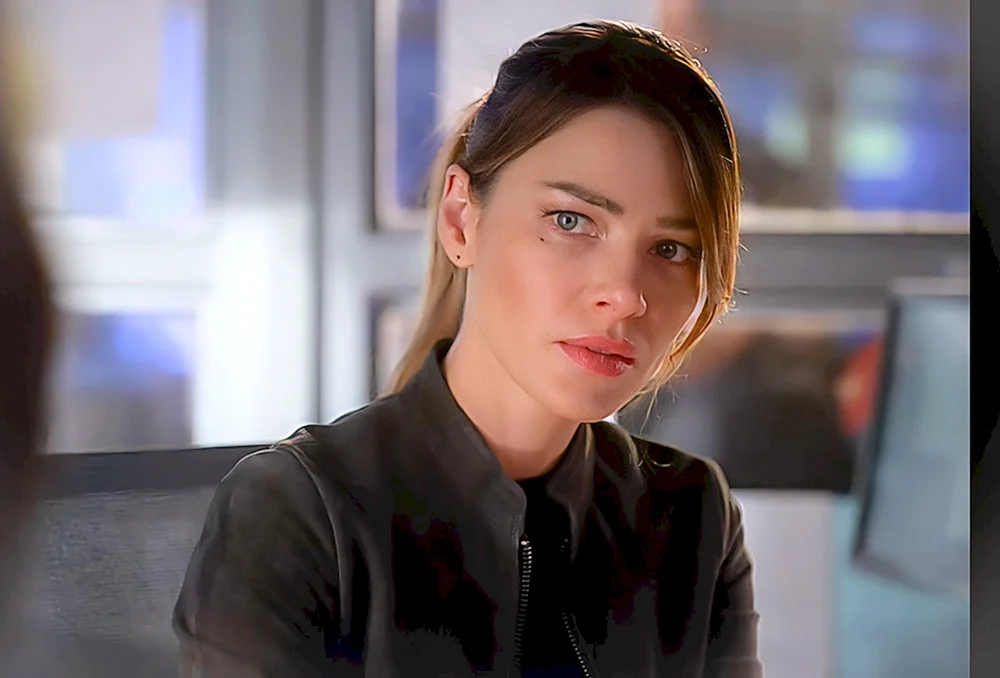 Lauren German