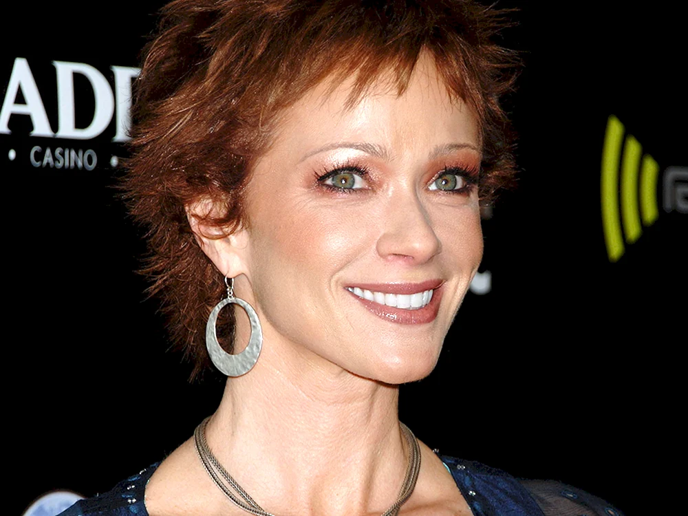 Lauren Holly. Lauren Holly