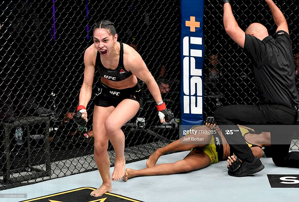 Luana Carolina MMA