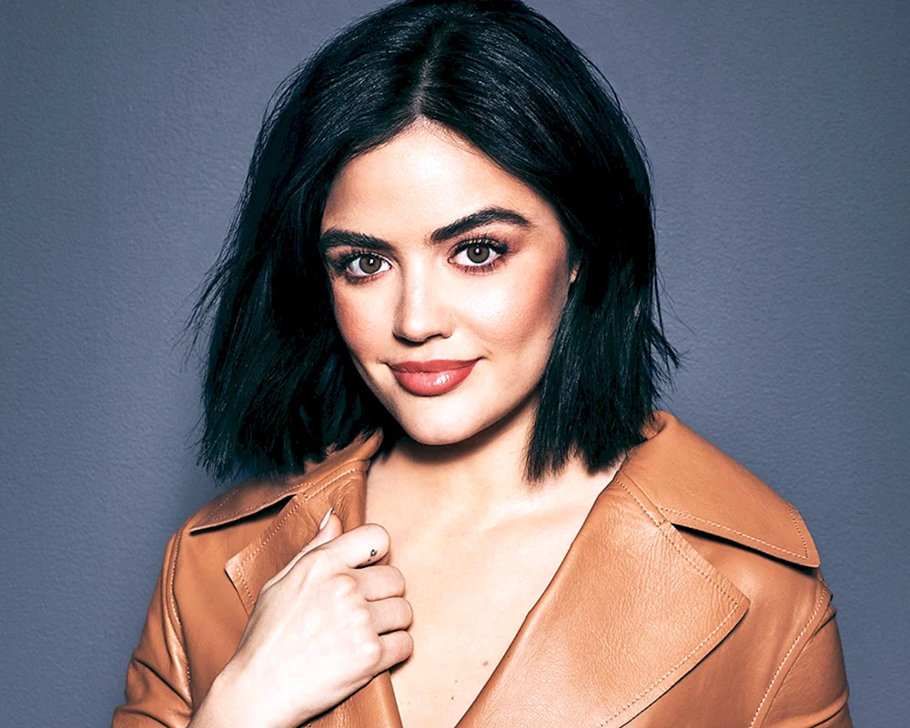 Lucy Hale Höhe