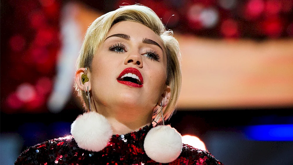 Miley Cyrus 2022