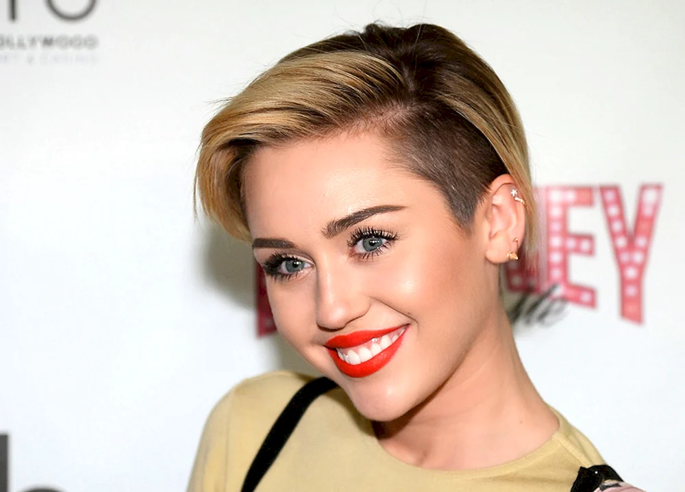 Miley Cyrus 2023