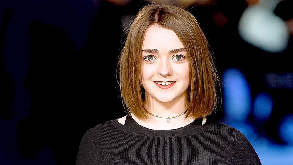 Maisie Williams 2021