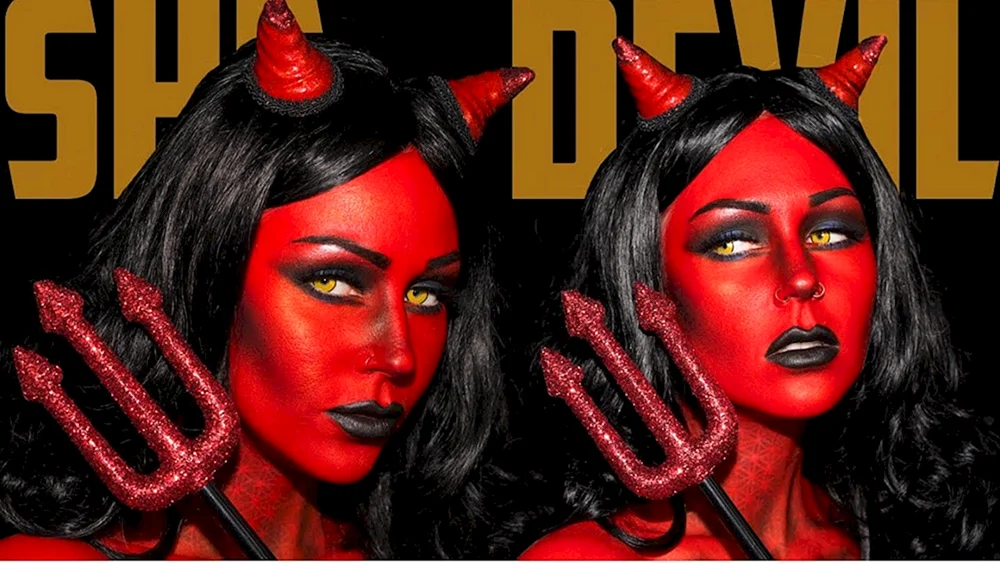 Lilith Dämon Cosplay