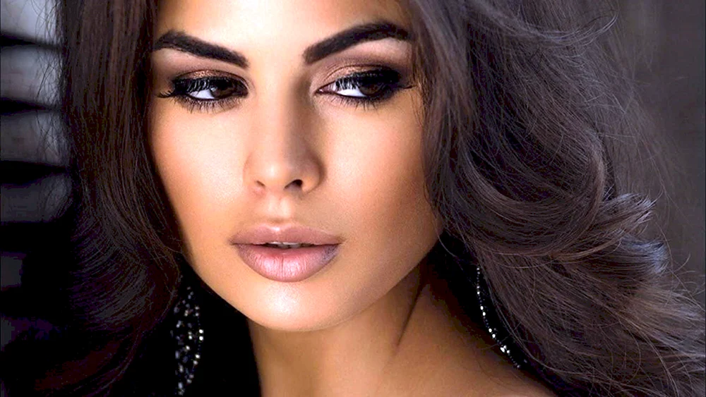 Makeup für braune Augen