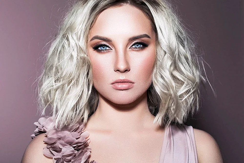 Makeup für Platinblonde