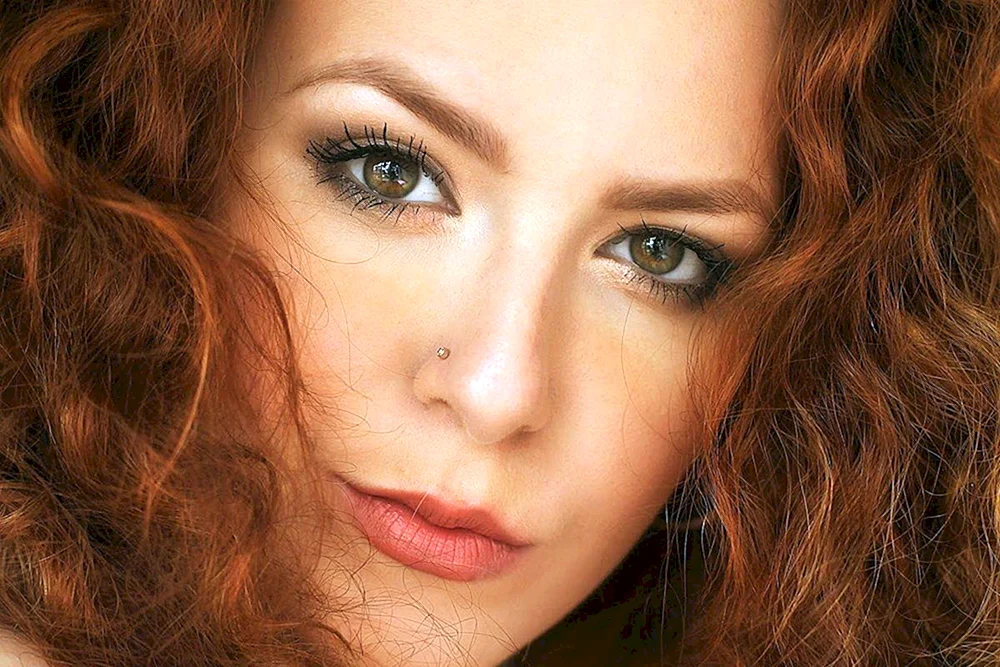 Makeup für rotes Haar
