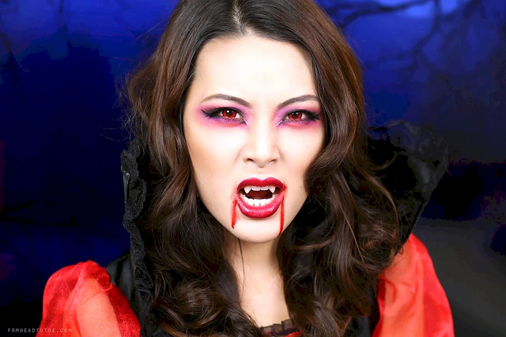 Amal Khushnazarov Grimm Halloween