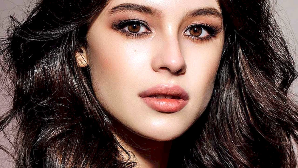 Makeup für Megan Fox 2023