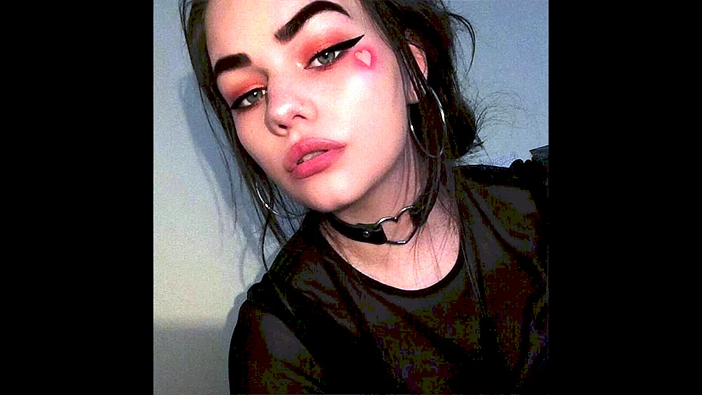 Makeup von Teenager Mädchen Esthetica