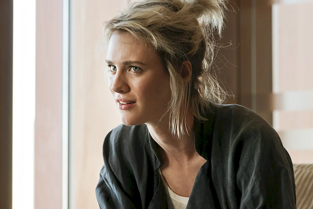 Mackenzie Davis Foto