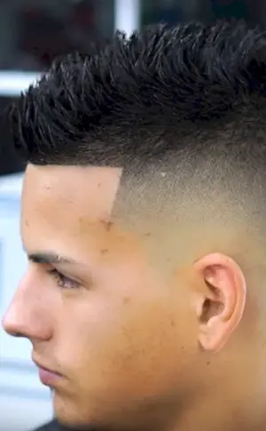 Mallet Mohawk Mohawk Mohawk Mohawk Mohawk Mohawk Mohawk Mohawk Haarschnitt