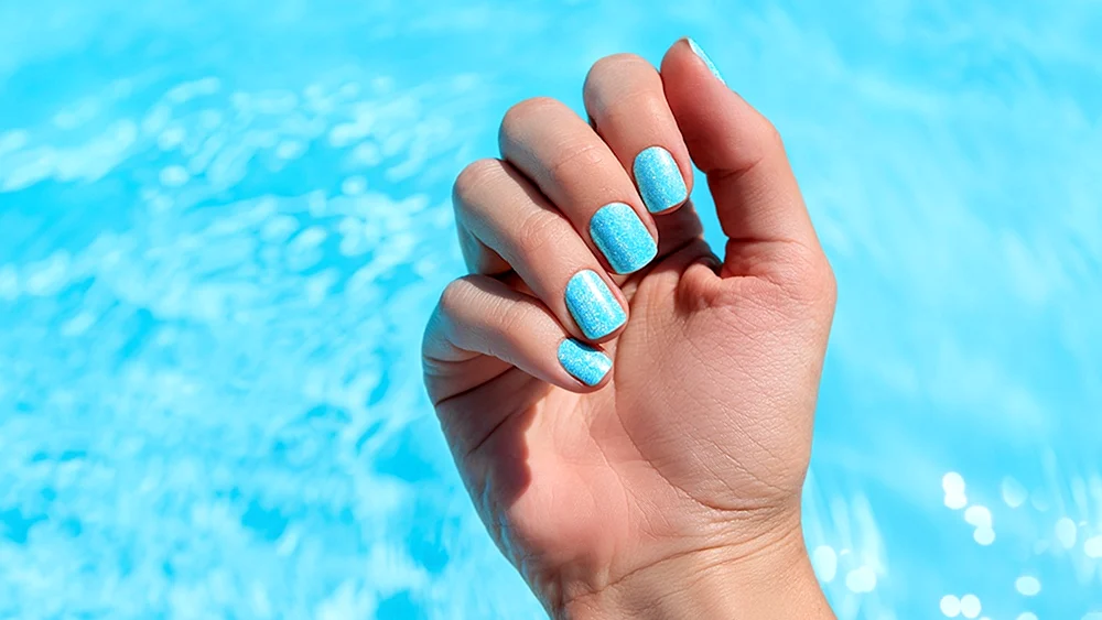 Stylische Sommer Maniküre