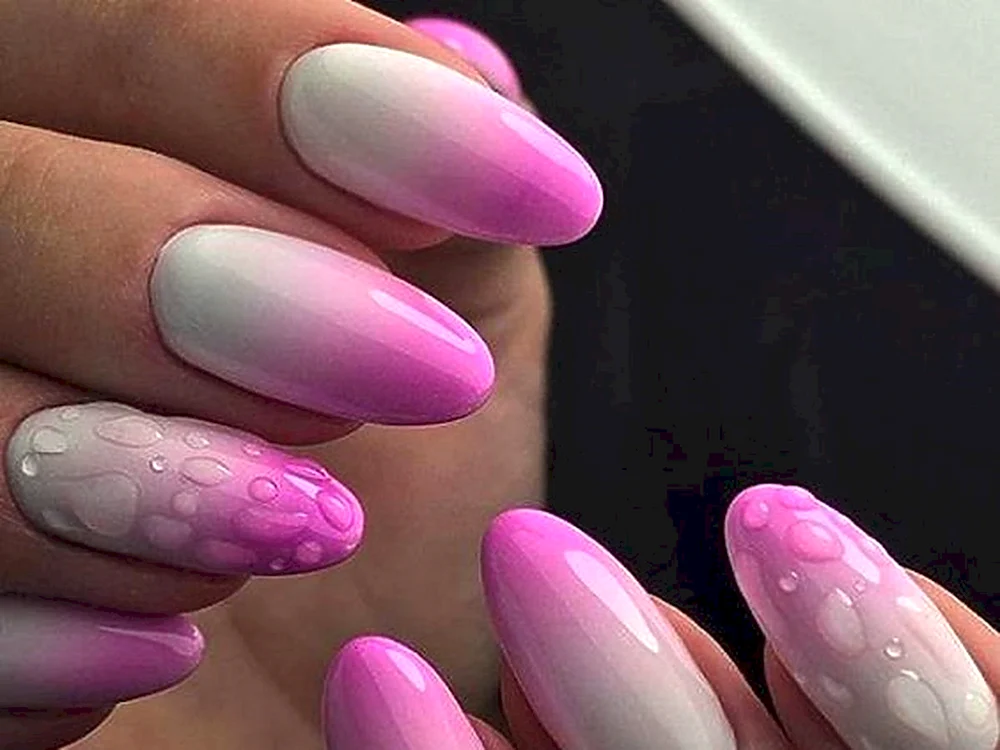 Ombré nude Mandel Gradient