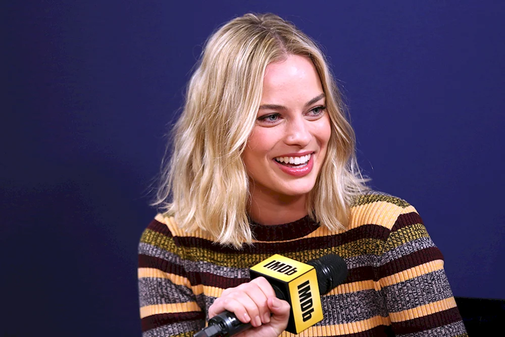 Margot Robbie