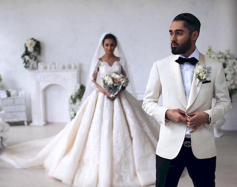 Maria Gural und Moth Hochzeit