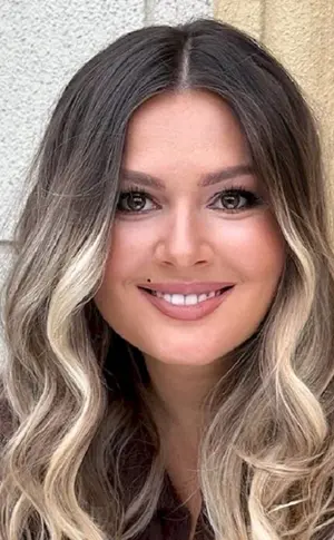 Maria Kozhevnikova nach 4 Geburten