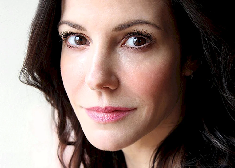 Mary Louise Parker
