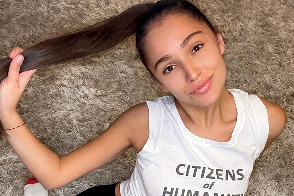 Maria Melnikova Blogger