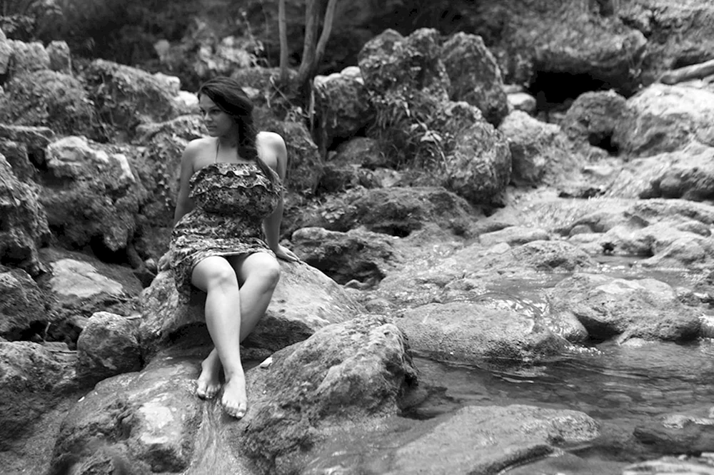 Maria Mia zarring