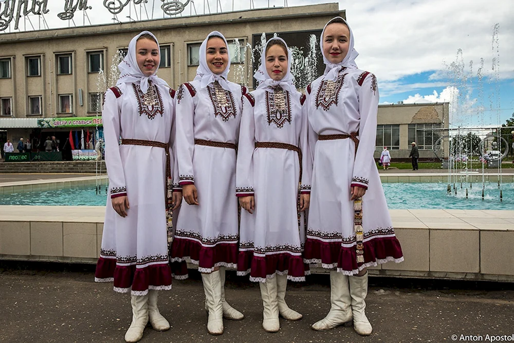 Aga payrem Mari FeiertagMari Mari El Mari Nationaltracht