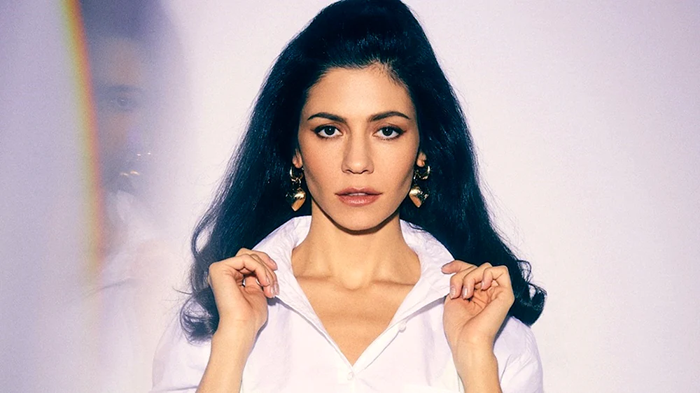 Marina diamandis