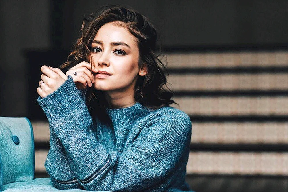 Marina Kasatkina Molodezhka