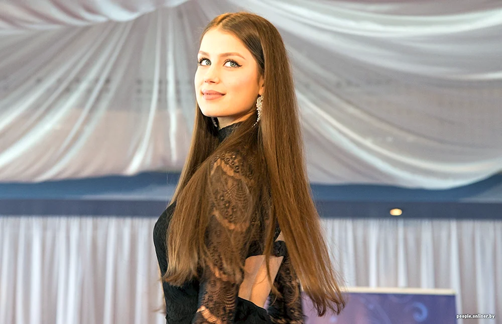Masha Lobanova Schauspielerin