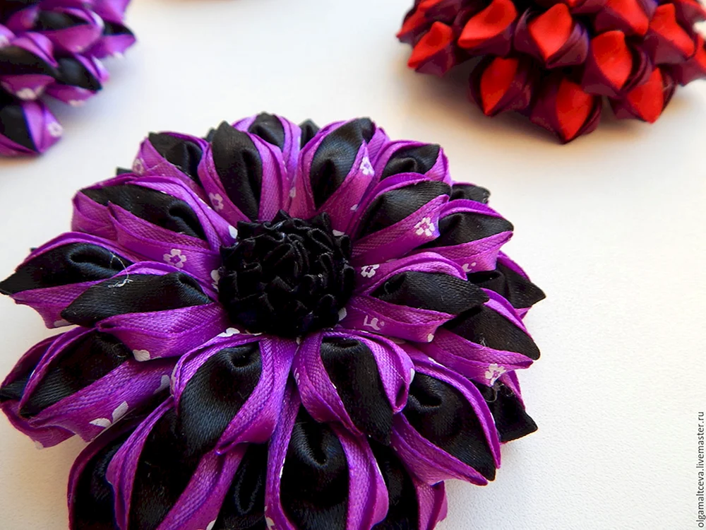 Kanzashi-Blumen