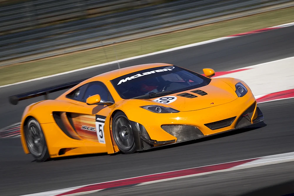 MCLAREN 12c gt3